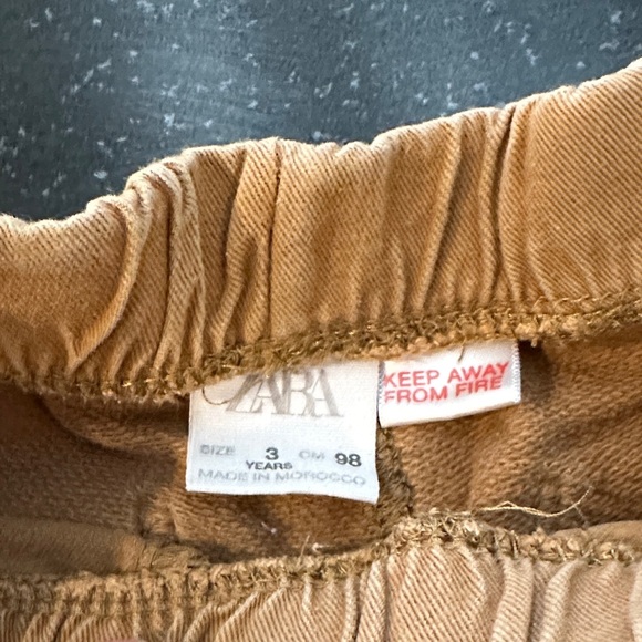 Zara/H&M Stylish Kids Bottoms Set - Blue, Tan, and Cream - Picture 3 of 7